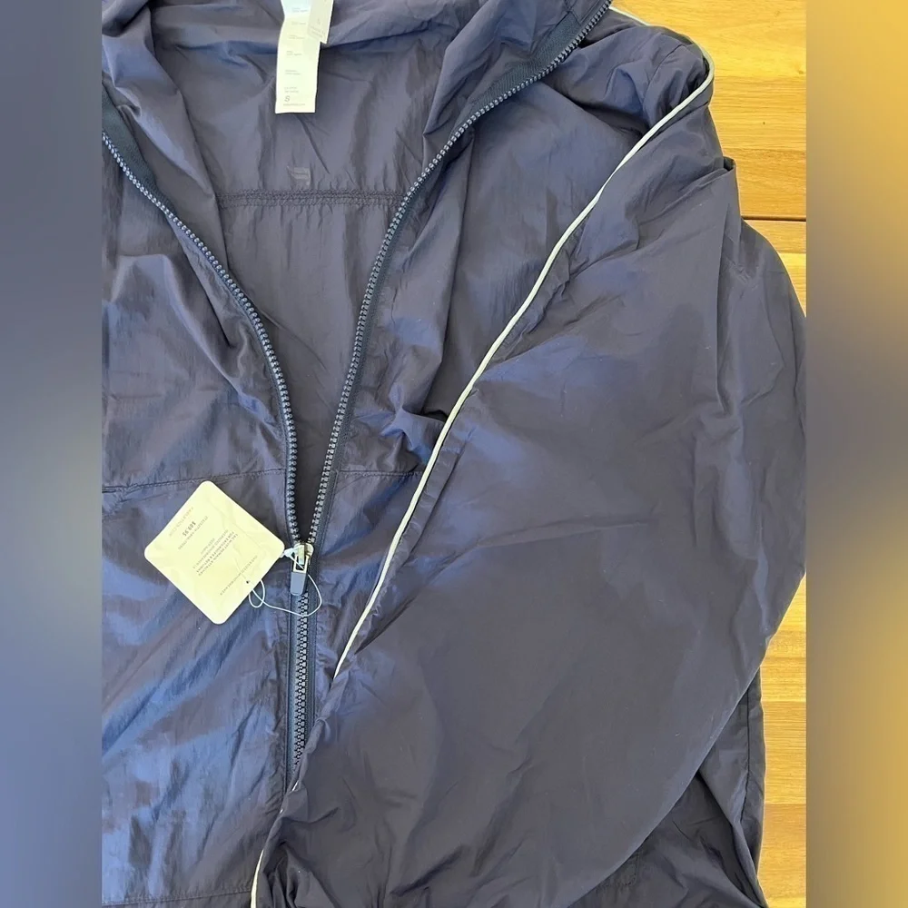 Fabletics Oversized Flyweight Lightweight Windbreaker‎ Jacket Reflective Stripe - Picture 4 of 9